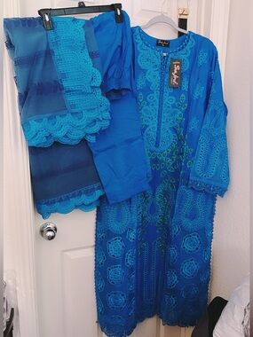 NWT Blue Embroidered Tunic Set by Sajni size XL